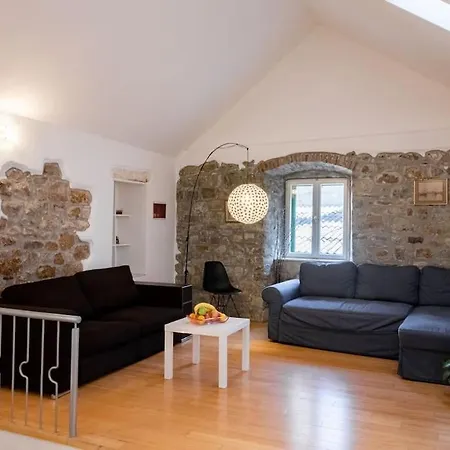Duplex With Terrace In The Apartmán